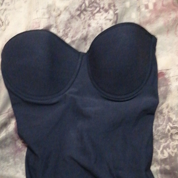 Shapewear - Picture 3 of 5